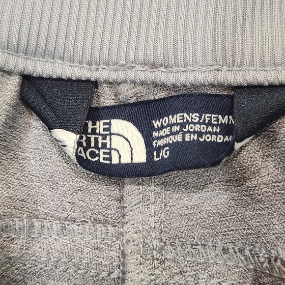 North Face Aphrodite Motion Capri pants in Asphalt Grey Womens Large NWOT - Picture 4 of 8